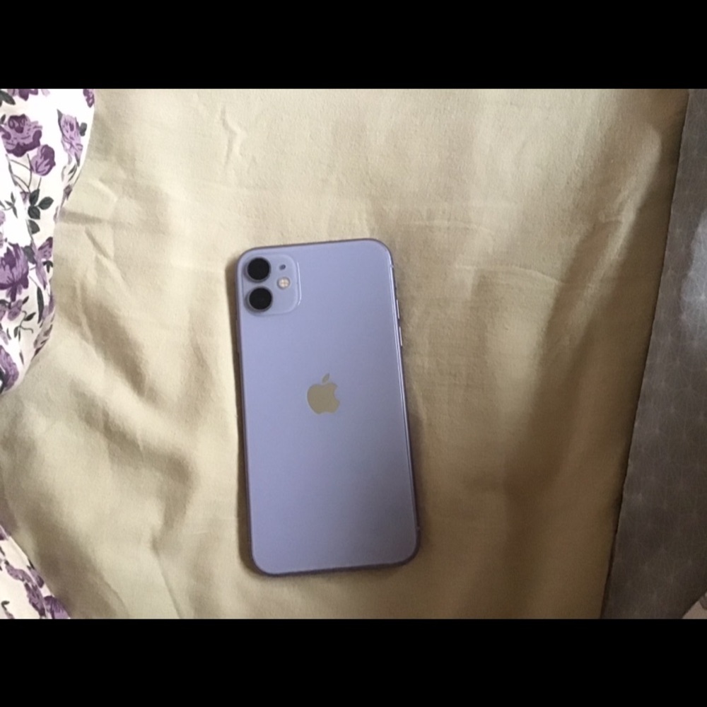 iPhone 11